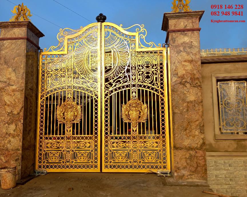 Cửa sắt mỹ thuật CCS024