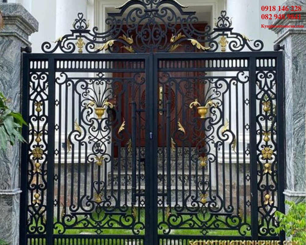 Cửa cổng sắt mỹ thuật CS40