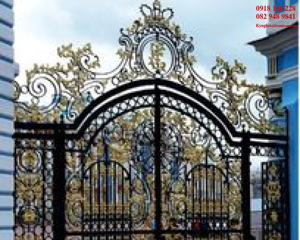 Cửa cổng sắt mỹ thuật CCS03