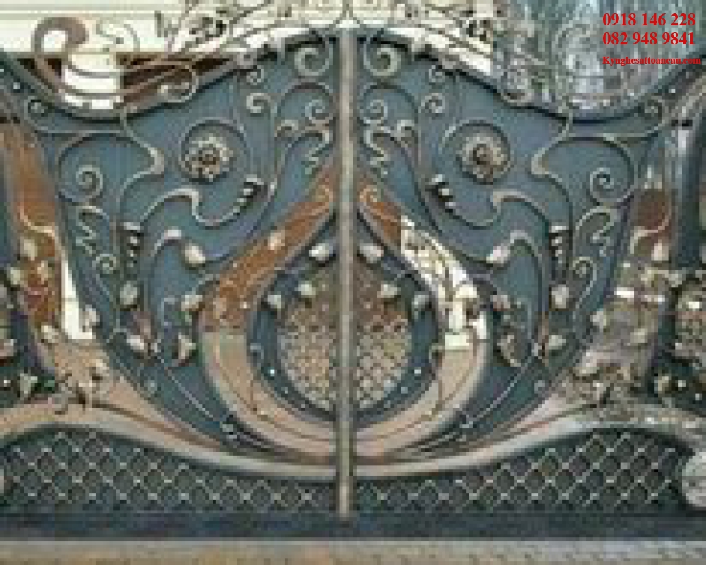 Cửa cổng sắt mỹ thuật CS40