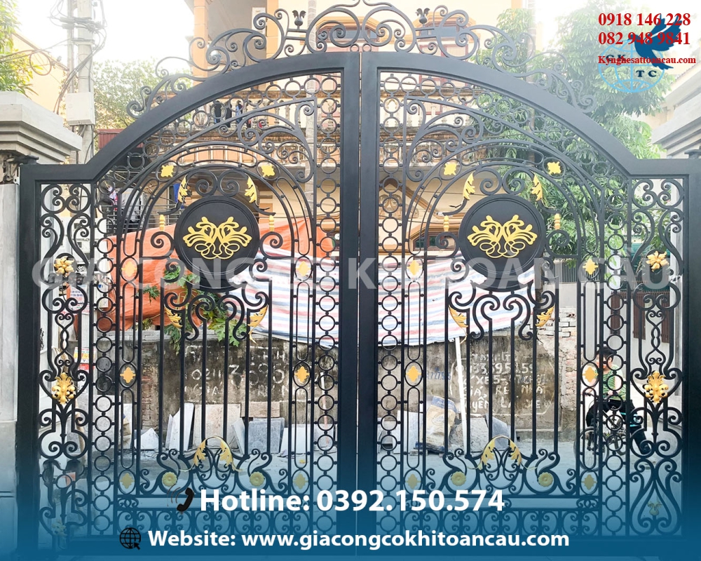 Cửa cổng sắt mỹ thuật CC S26