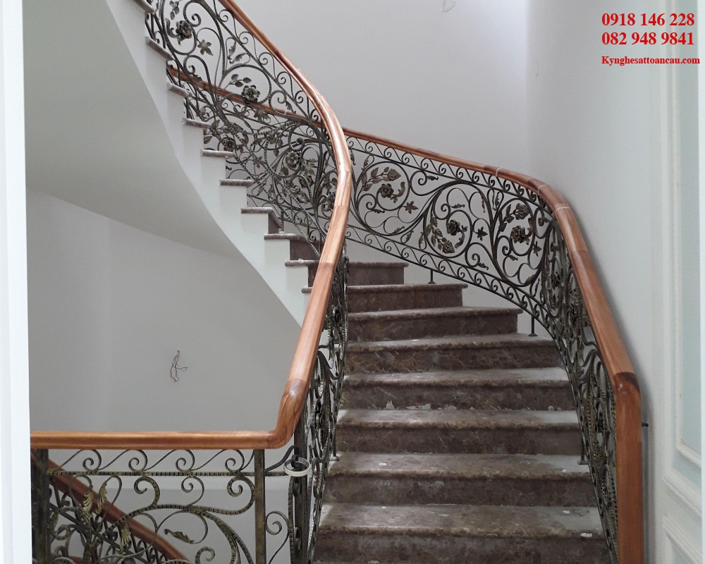 Cầu thang mỹ nghệ cao cấp.