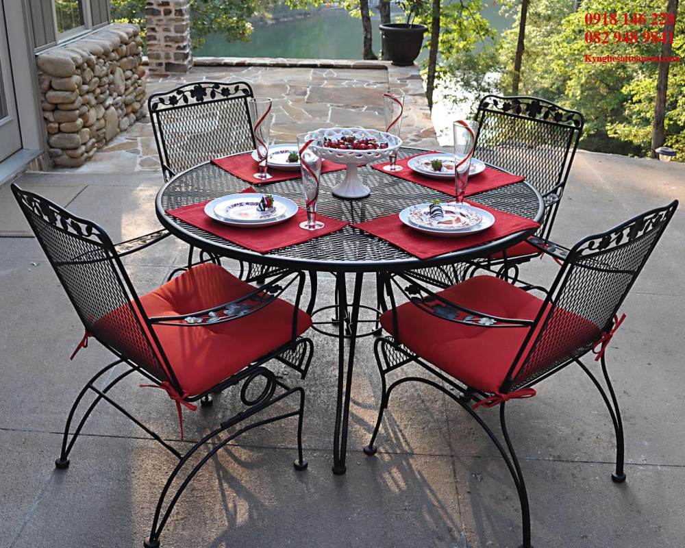Bàn ghế sắt mỹ thuật BS14