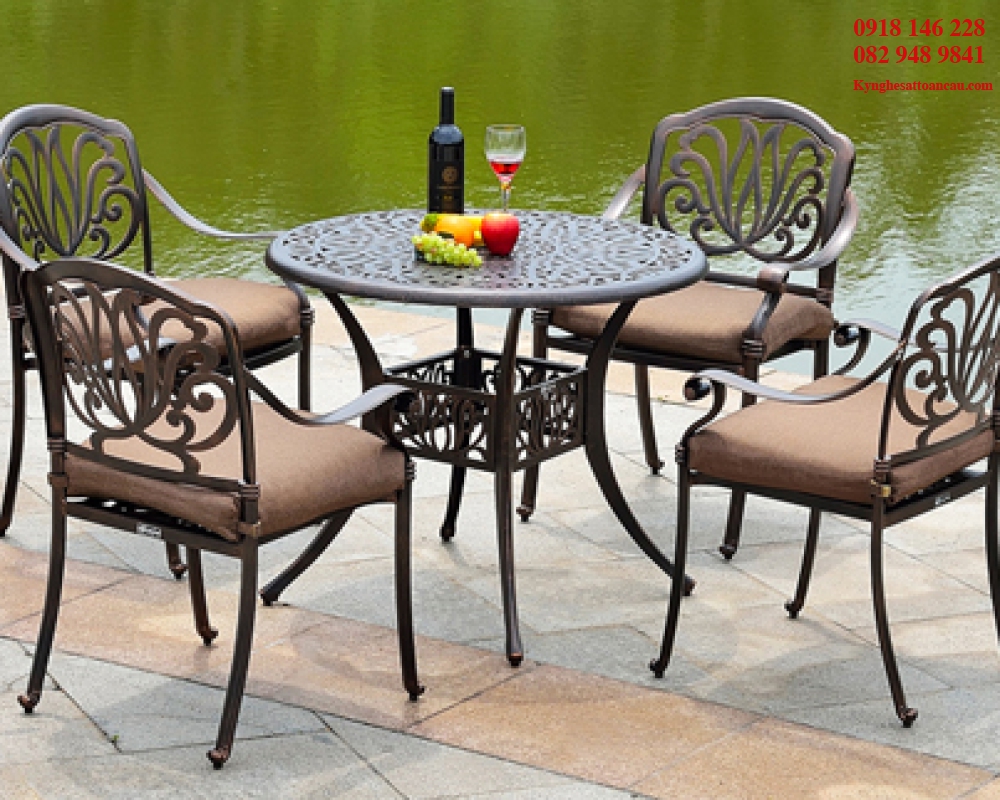 Bàn ghế sắt mỹ thuật BS26