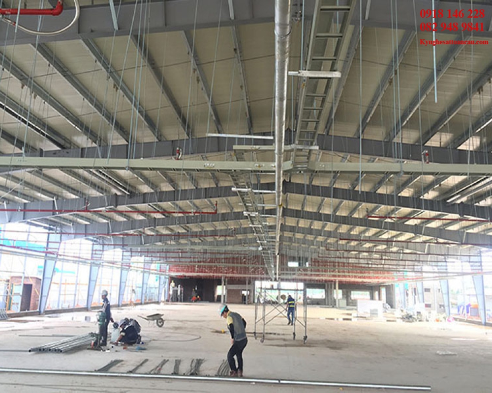 Mái che nhà xưởng C8