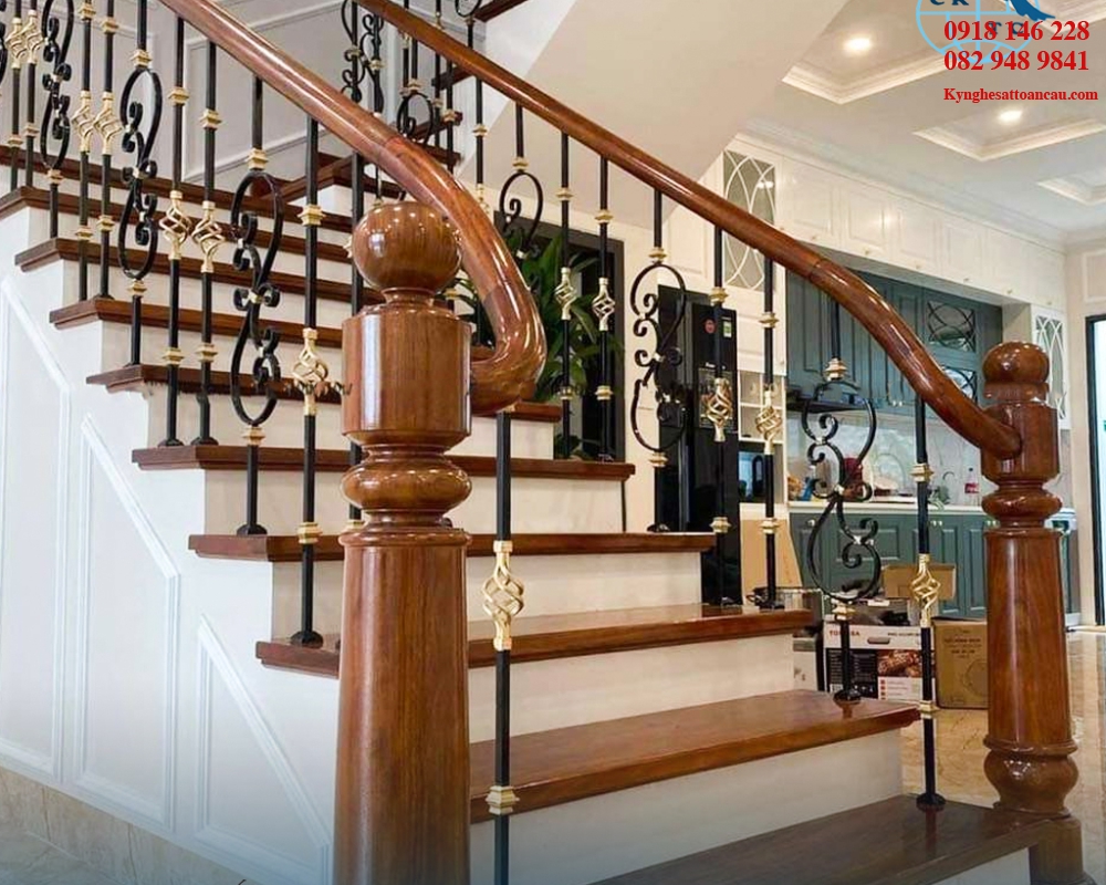 Cầu thang sắt mỹ thuật CTS06