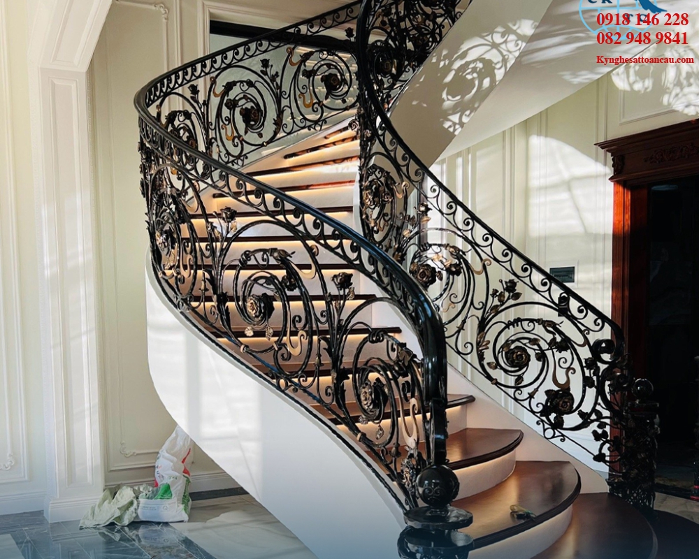 Cầu thang sắt mỹ thuật CTS08