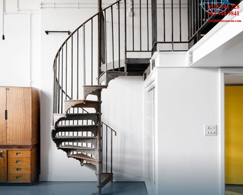 Cầu thang xoắn CTX69