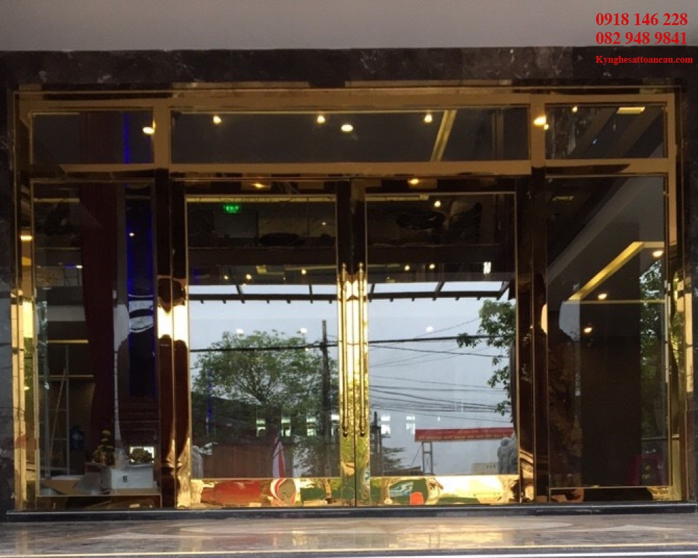 Cửa inox xi mạ CI01