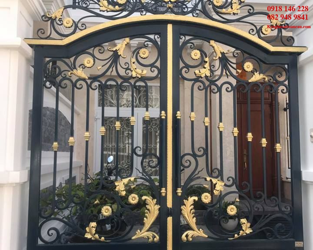 Cửa cổng sắt mỹ thuật CCS30