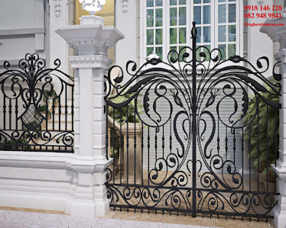 Cửa sắt mỹ thuật CCS026