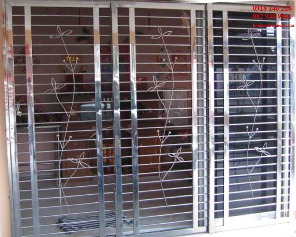 Khung bảo vệ cửa sổ inox KBV01