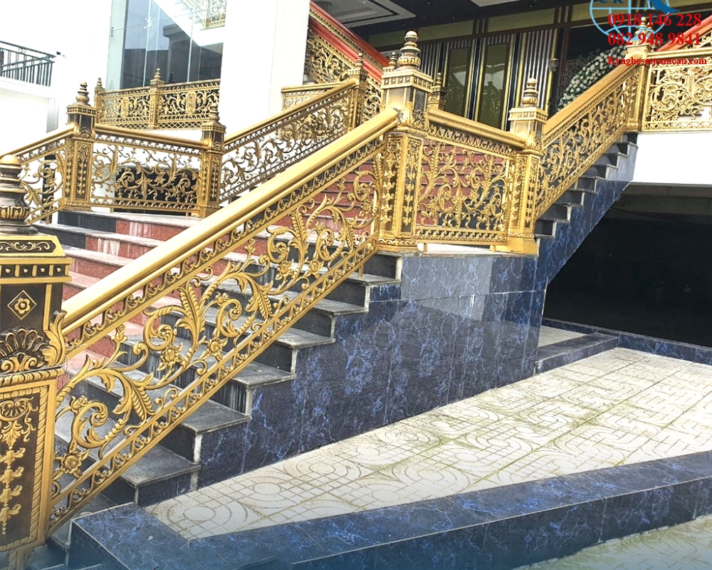 Cầu thang nhôm đúc CTN20