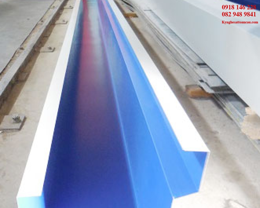 Máng xối công trình M9