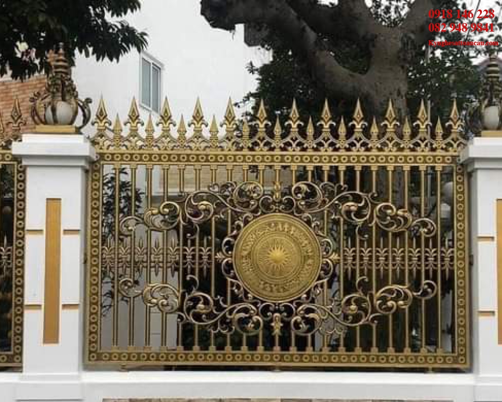 Cửa nhôm đúc A1