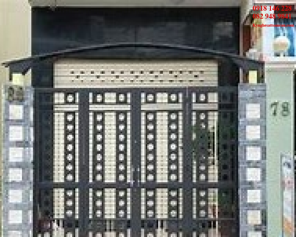 Cửa sắt mỹ thuật CCS021