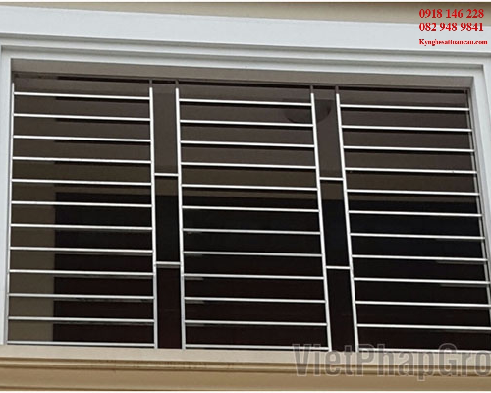 Khung bảo vệ cửa sổ inox KBV01