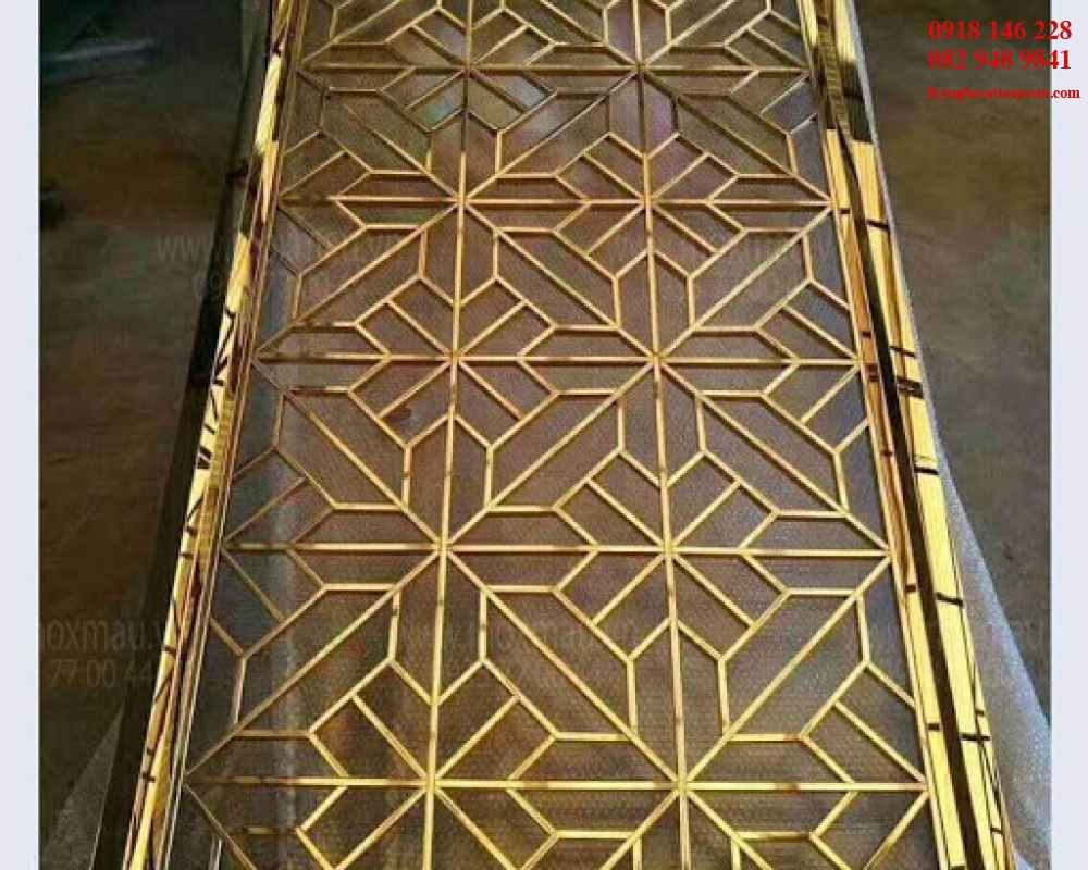 Vách ngăn inox xi mạ VNI13