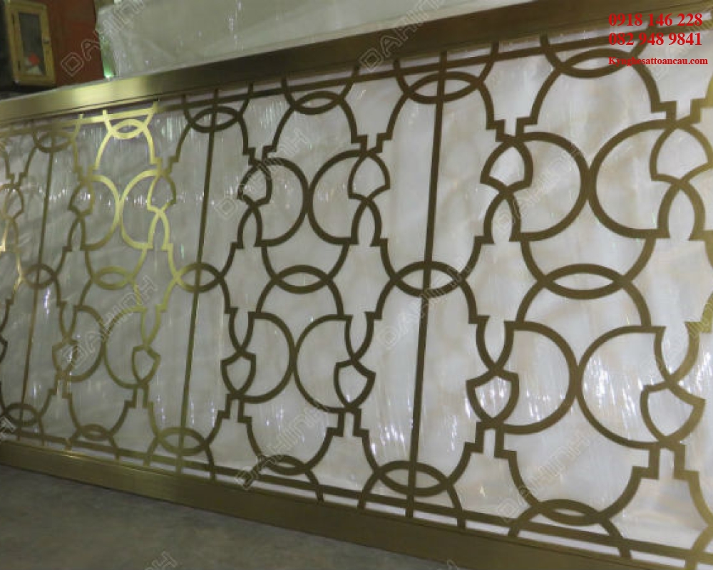 Vách ngăn inox xi mạ VNI21