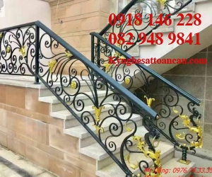 Cầu thang sắt mỹ thuật CT004