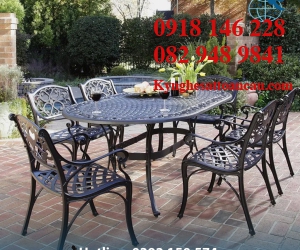 BÀN GHẾ SẮT MỸ THUẬT BS46