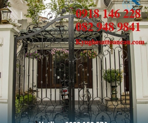 Cửa cổng sắt mỹ thuật CC S24