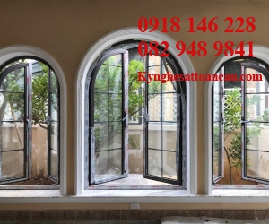 Cửa nhôm kính Q1