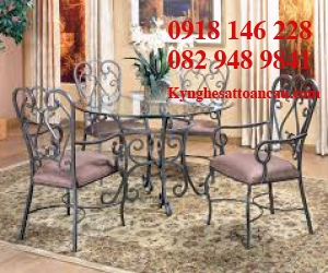 BÀN GHẾ SẮT MỸ NGHỆ ĐỘC ĐÁO