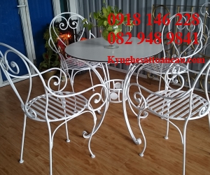 Bàn ghế sắt mỹ thuật BS18