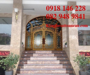 Cửa nhôm đúc đẹp C33