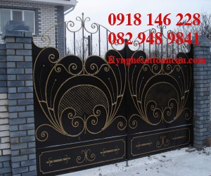 Cửa cổng sắt mỹ thuật CCS88