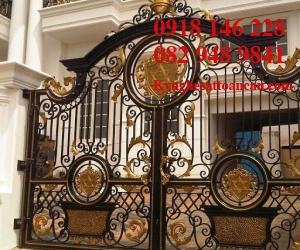 Cửa cổng sắt mỹ thuật CCS94