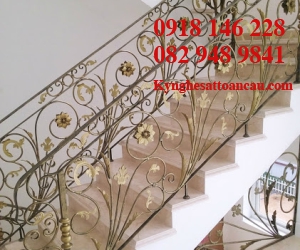 Cầu thang sắt mỹ thuật CT3