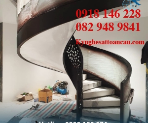 Cầu thang xoắn CTX05