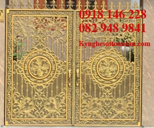 Cửa cổng nhôm đúc CN09