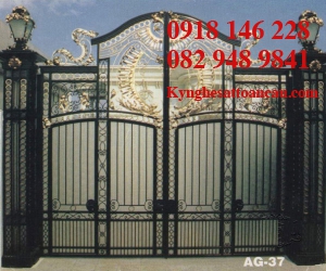 Cửa cổng sắt mỹ thuật CCS103