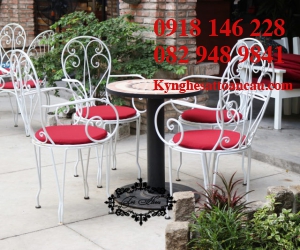 BÀN GHẾ SẮT MỸ THUẬT GS15