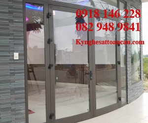 Cửa nhôm kính P1