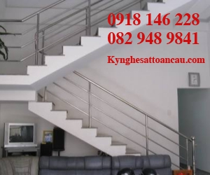 Cầu thang inox CTI12