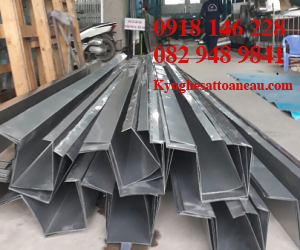 MÁNG XỐI NHÀ Ở MO1